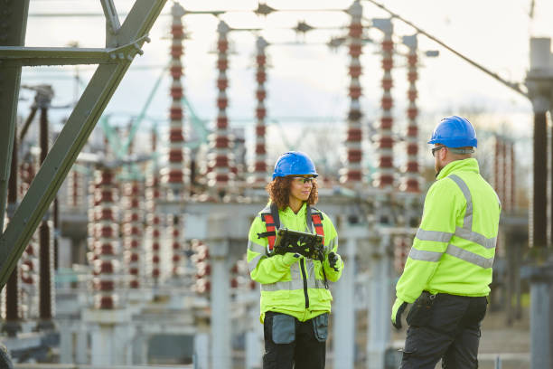 Best Residential Electrician Services  in North Madison, OH